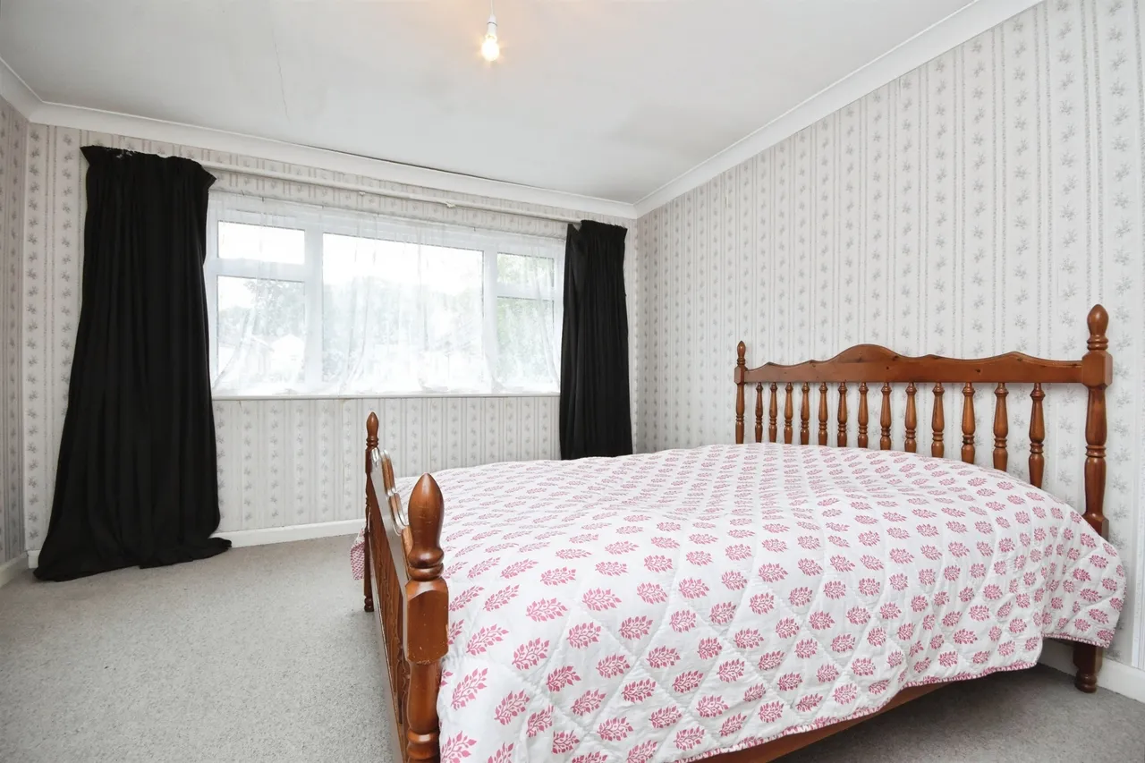 Sussex Road, Warley, Brentwood, photo 9