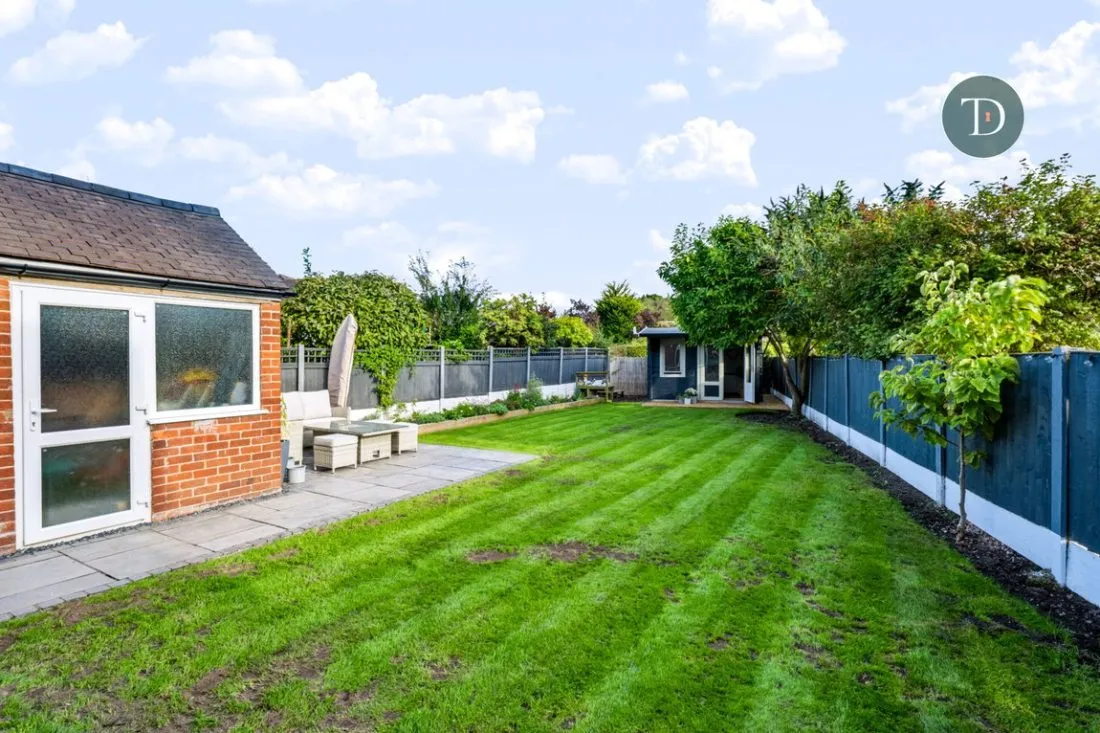 Heath Grove, Little Sutton, CH66, photo 27