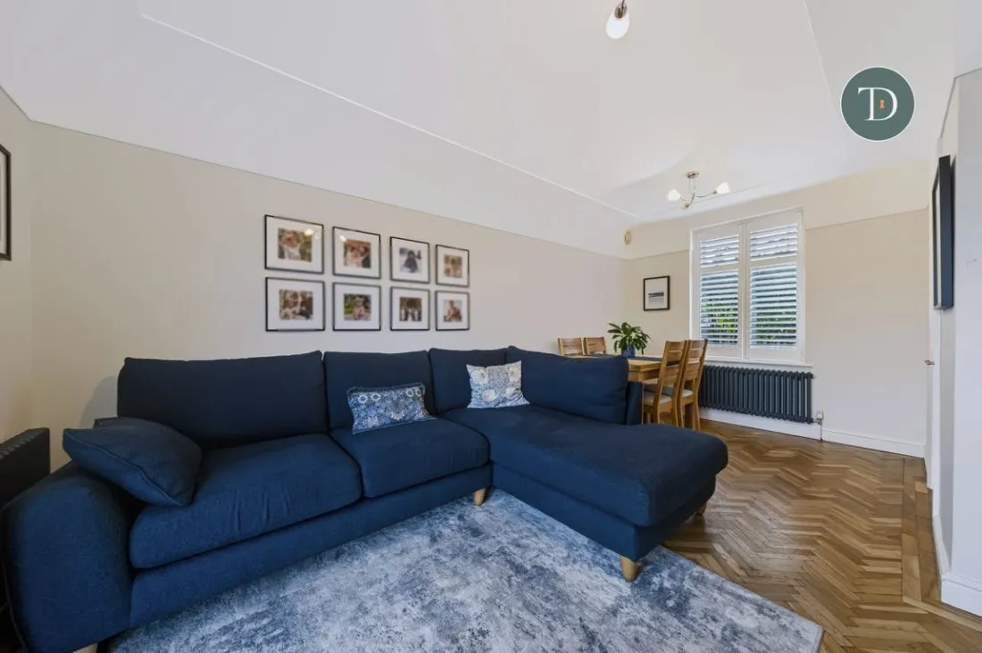 Heath Grove, Little Sutton, CH66, photo 7