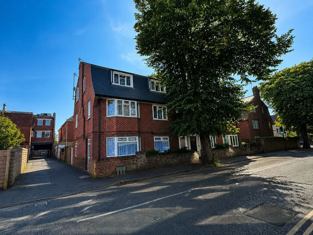 Heathcote Road, Bournemouth BH5 1EY, photo 16