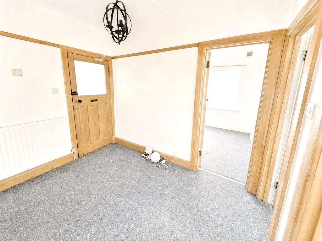 Heathcote Road, Bournemouth BH5 1EY, photo 2