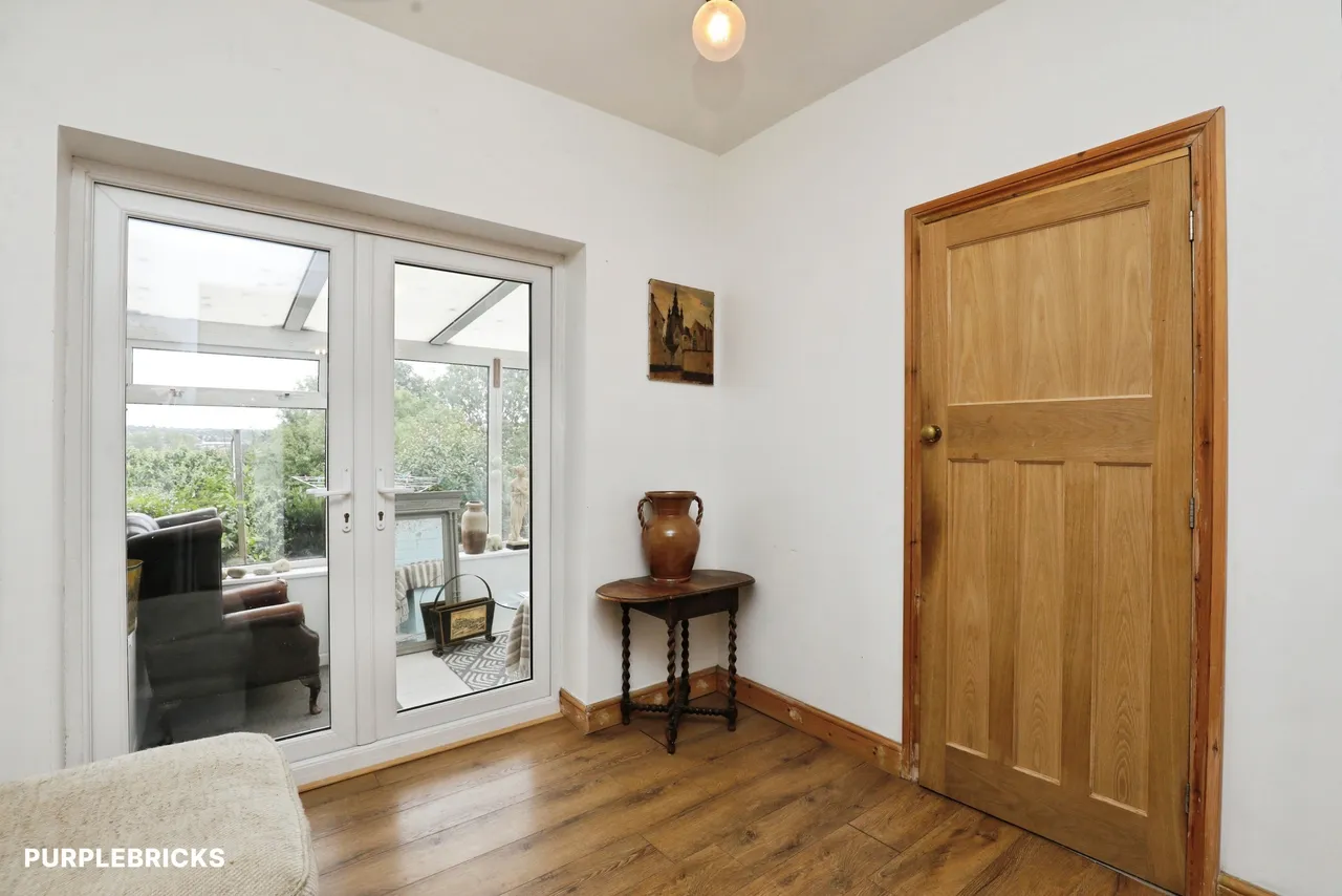 St. Edmunds Avenue, Newcastle, ST5, photo 8