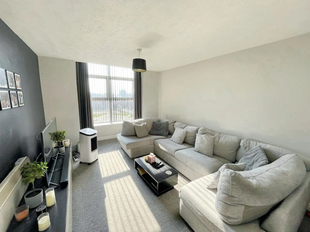 Lower Vickers Street, Manchester, M40, photo 2