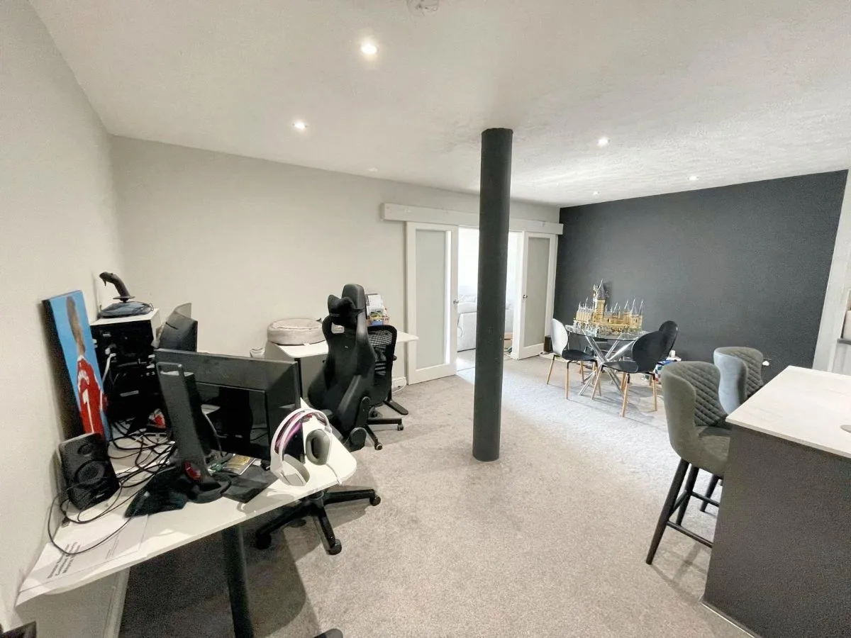 Lower Vickers Street, Manchester, M40, photo 11