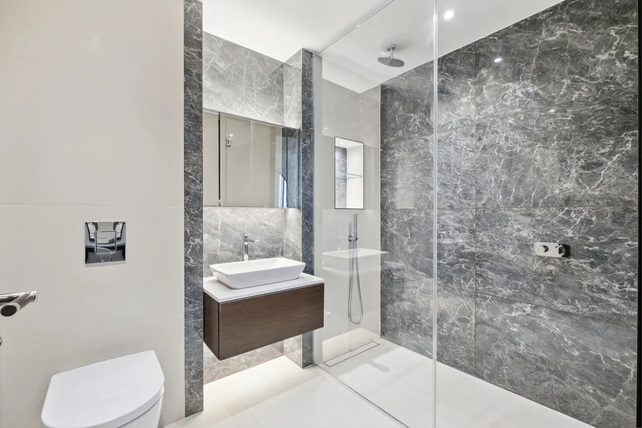 Warwick Lane, London, W14, photo 11