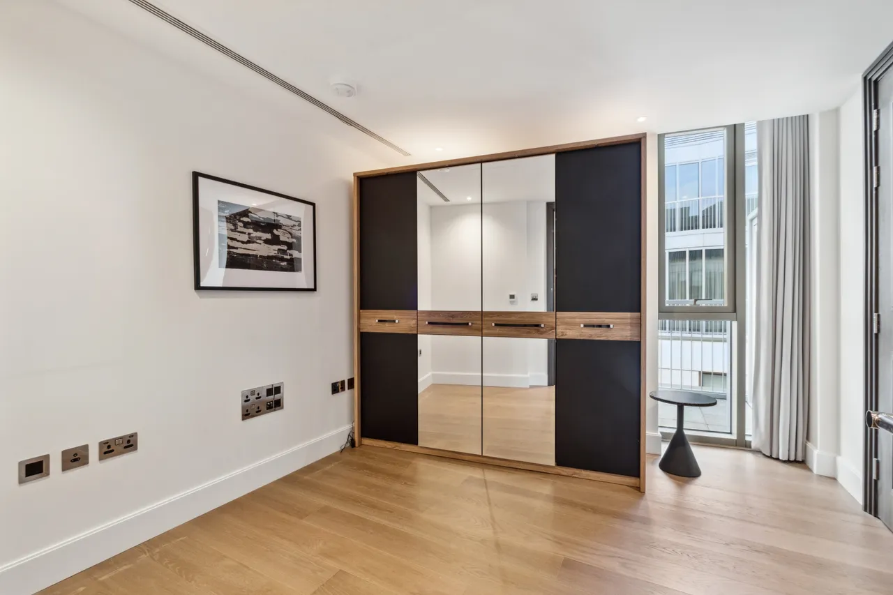 Warwick Lane, London, W14, photo 8