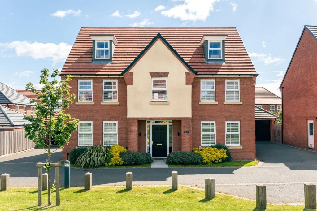 5 bed house for sale, Evans Road, East Leake, LE12