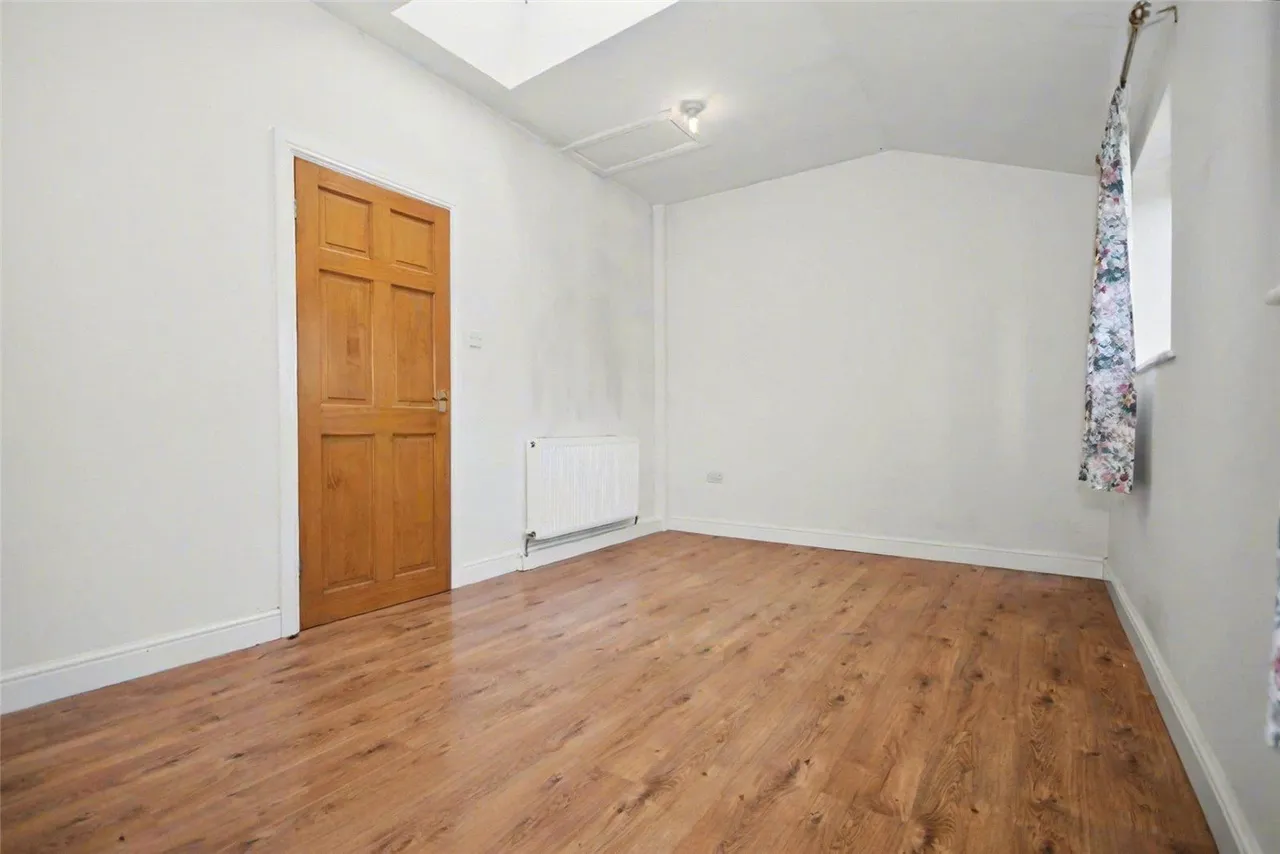 Low Moor Side Lane, Leeds, LS12, photo 12