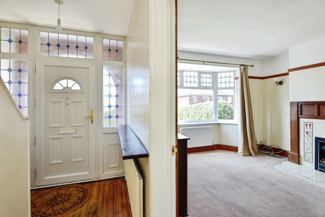 Moorfield Avenue, Biddulph, Stoke-on-Trent, Staffordshire, ST8, photo 6