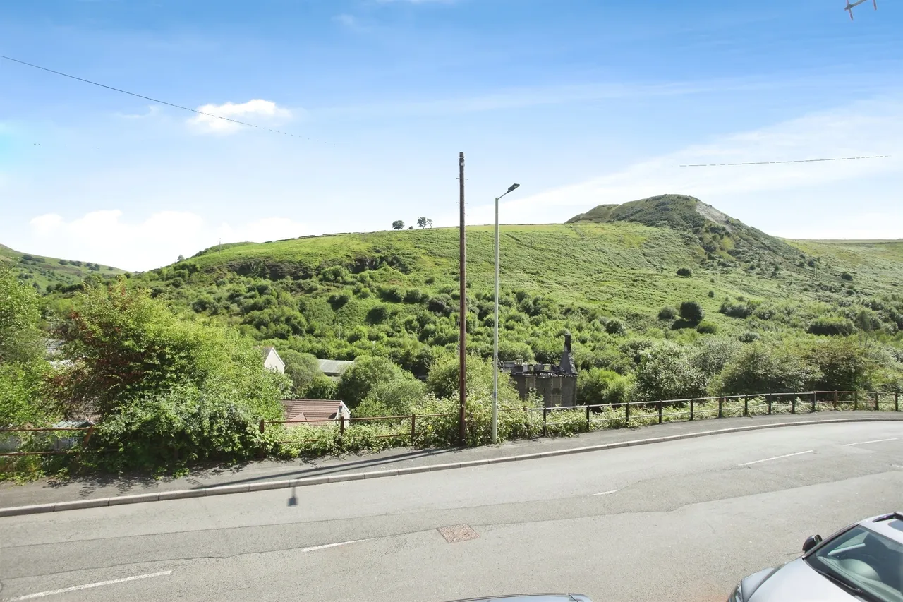 Hillside Terrace, Wattstown, CF39, photo 14