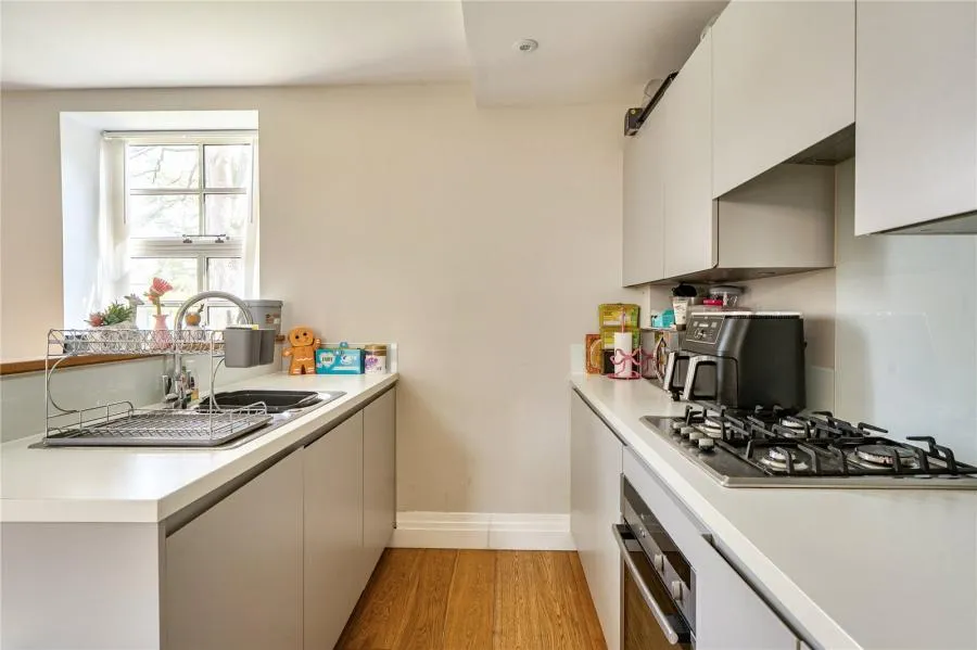 Building Trenchard Lane, Bicester, OX27, photo 6