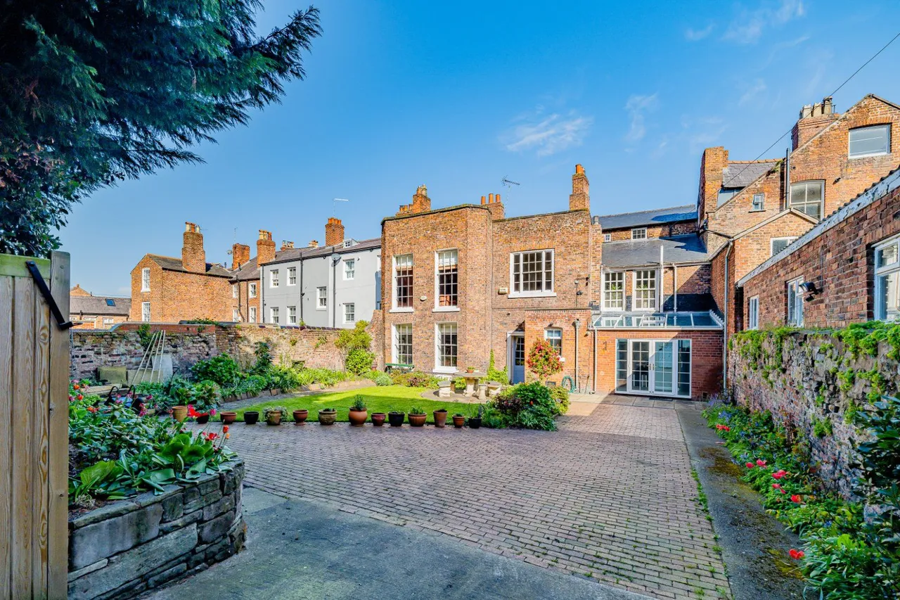 King Street, Chester, Cheshire, CH1 2AH, photo 2