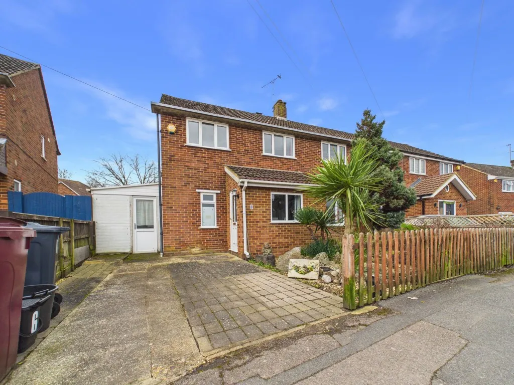 4 bed house for sale, Severn Way, Tilehurst, RG30