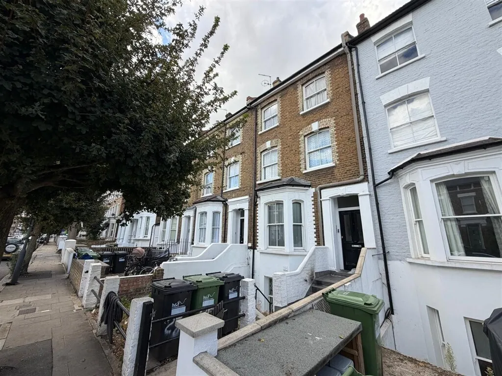 1 bed flat for sale — Coningham Road, SHEPHERDS BUSH