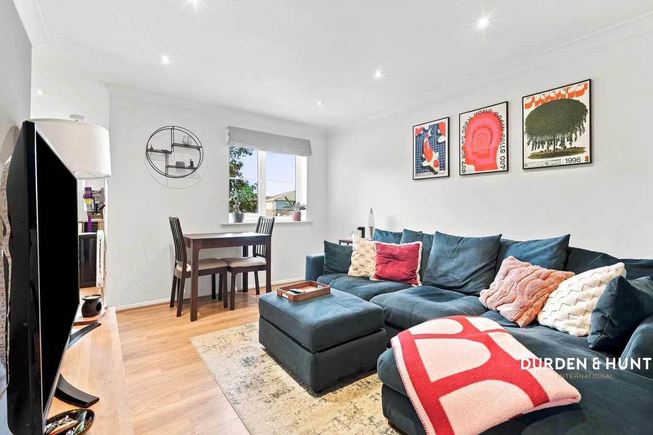 Rose Avenue, South Woodford, E18, photo 2