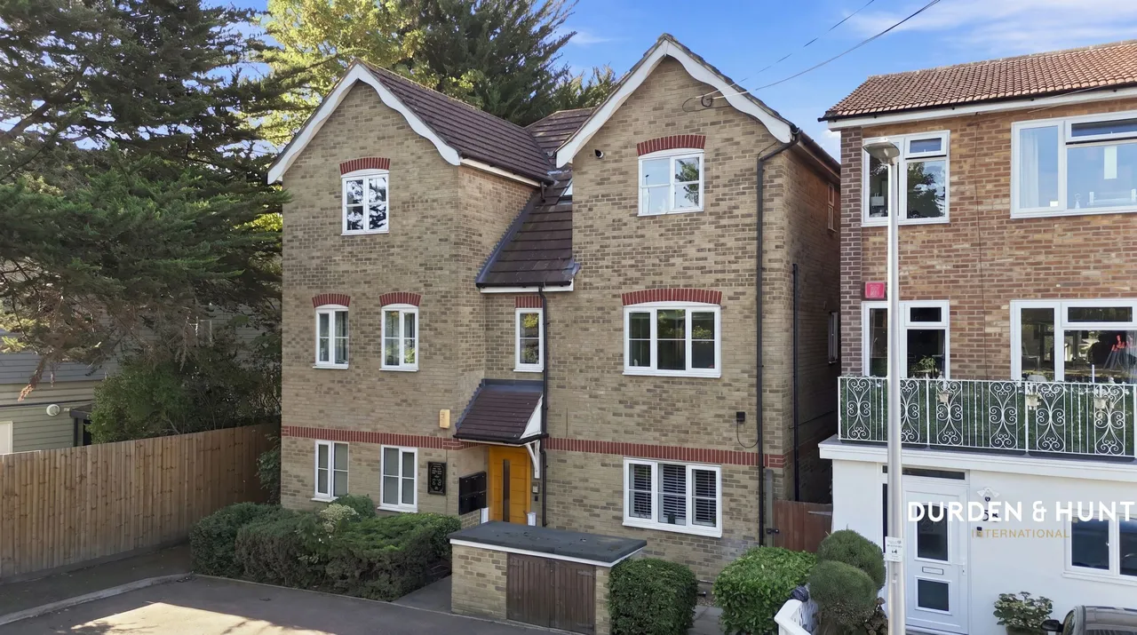 1 bed flat for sale, Rose Avenue, South Woodford, E18