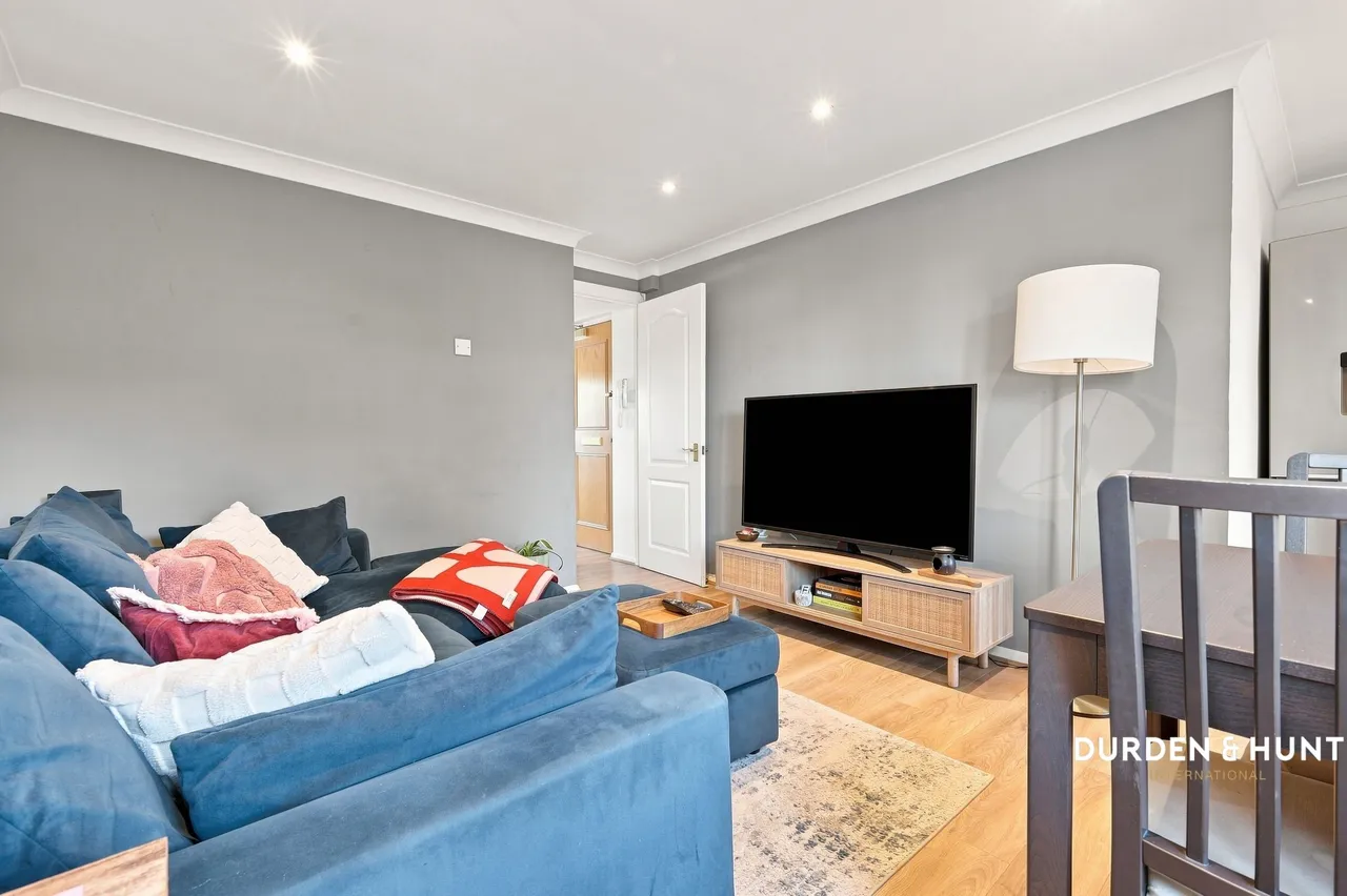 Rose Avenue, South Woodford, E18, photo 3