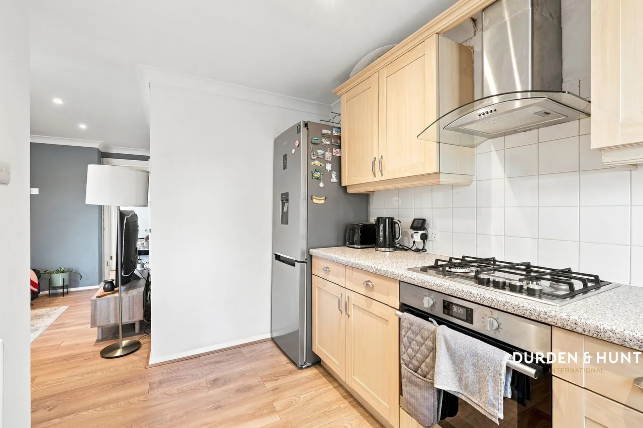Rose Avenue, South Woodford, E18, photo 4