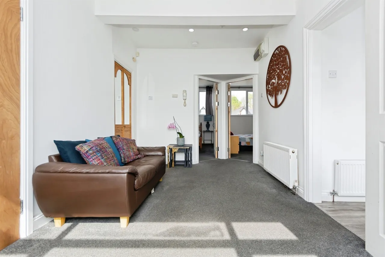 Summerfield Crescent, BIRMINGHAM, photo 3