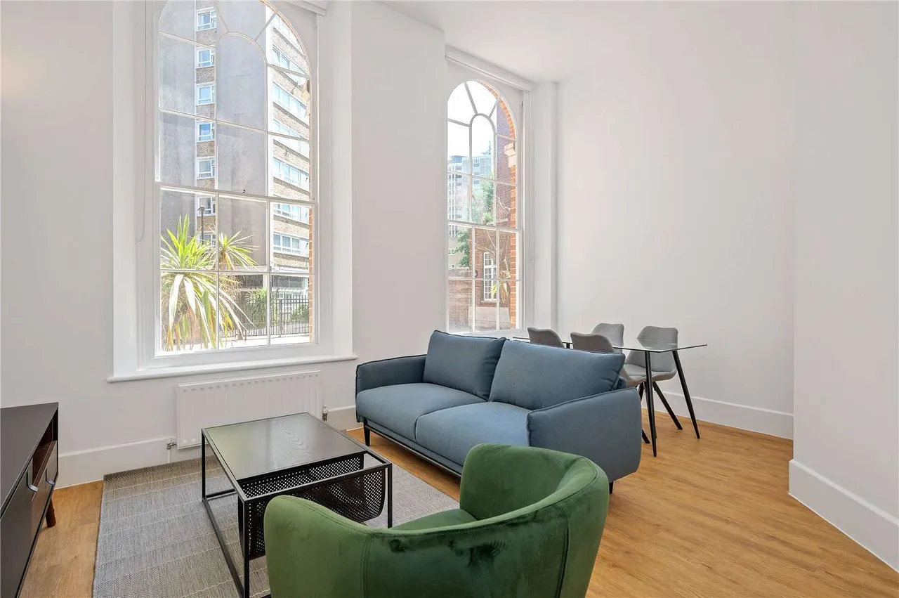2 bed flat to rent — St Mark's Apartments, 300 City Road, London, EC1V 2PW