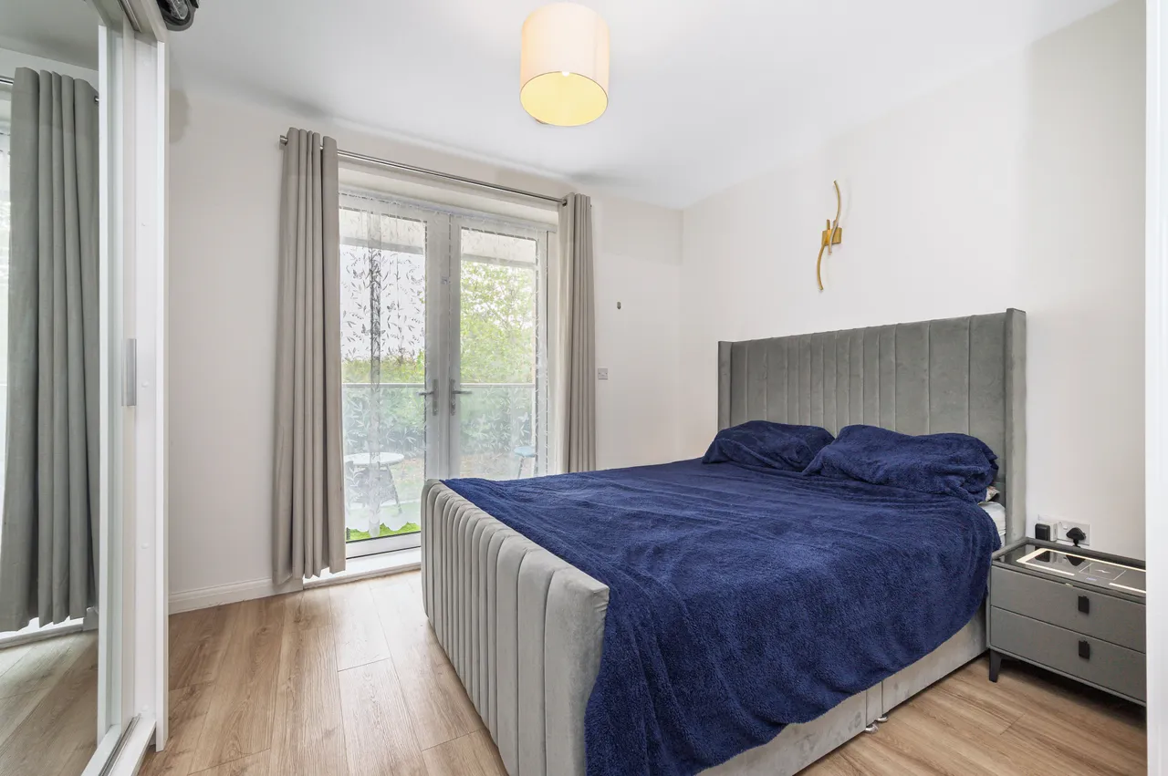 Flat 1, 13 Trobridge Parade, London, photo 4