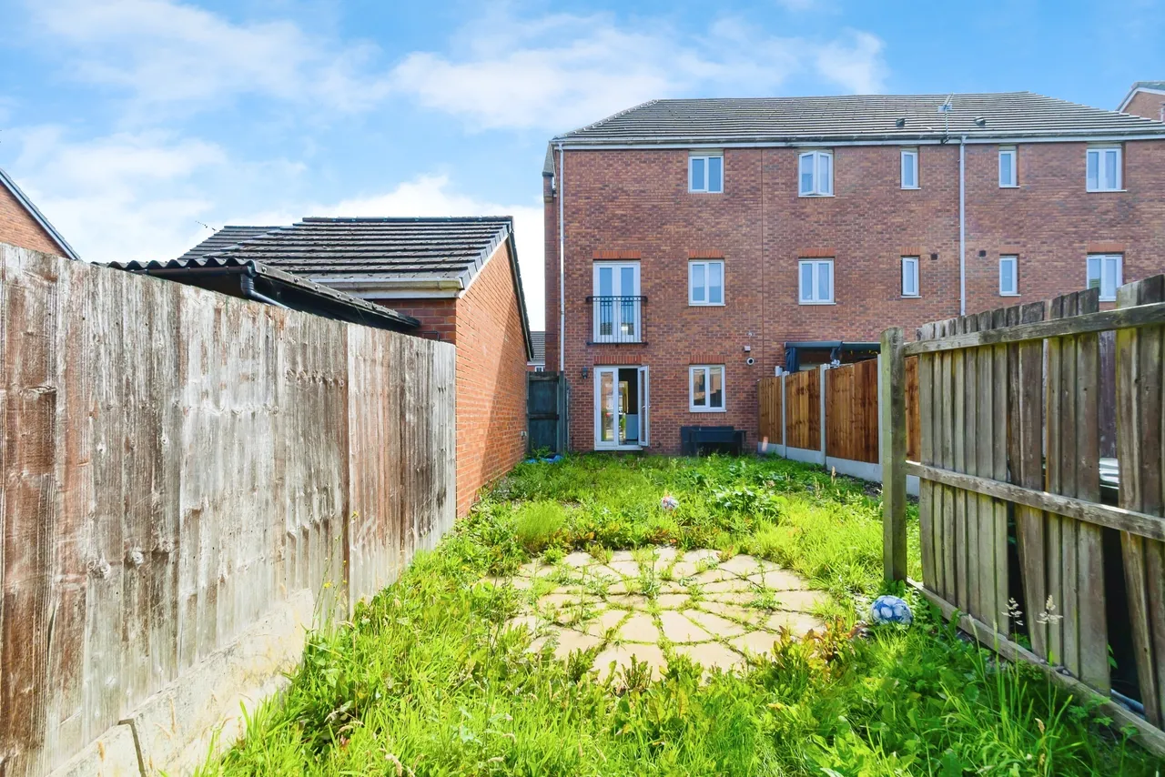 Tangmere Avenue, Heywood, photo 11