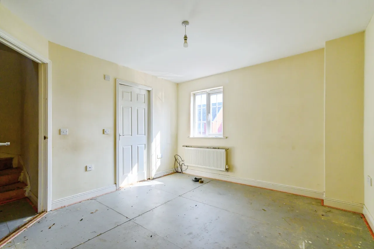 Tangmere Avenue, Heywood, photo 10