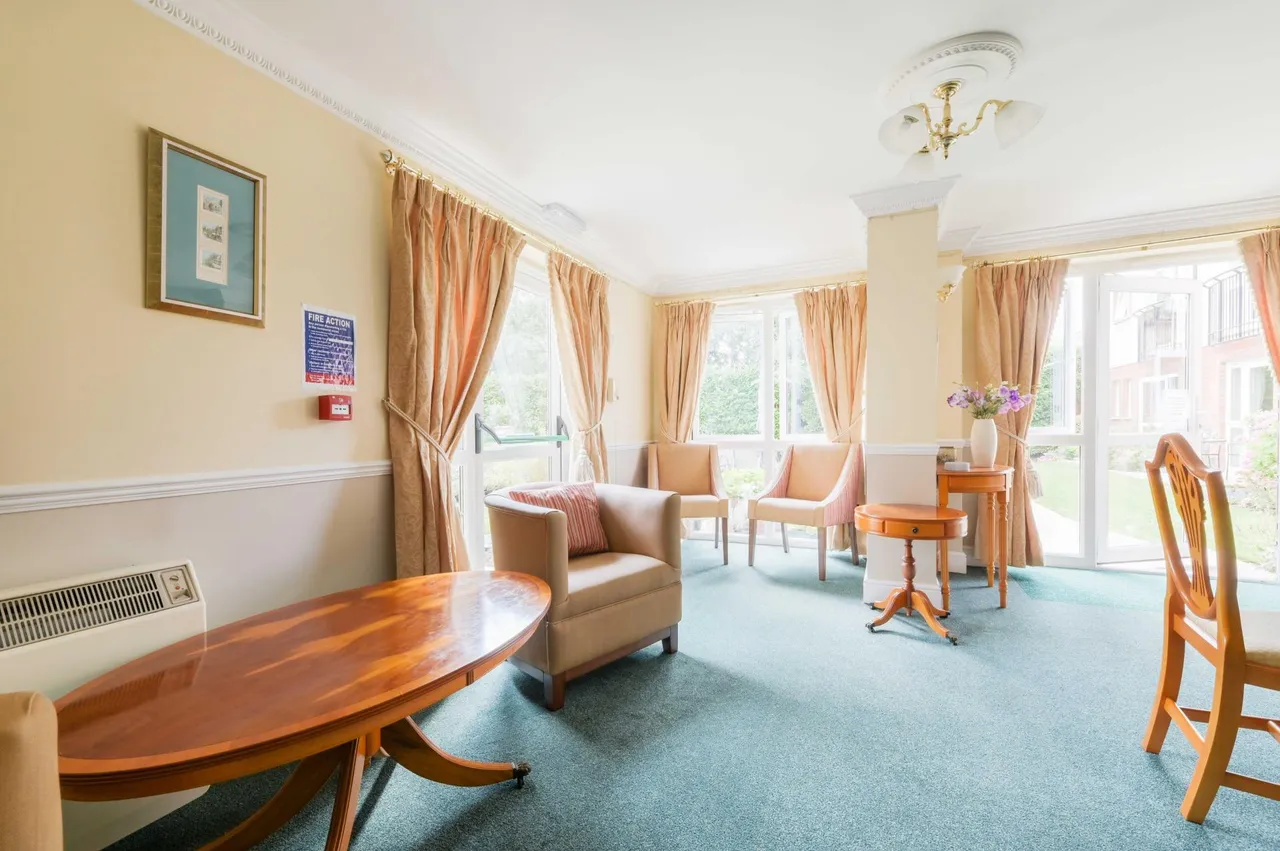 Kingston Road, Ewell, KT19, photo 12