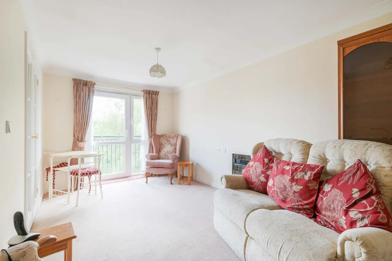 Kingston Road, Ewell, KT19, photo 7