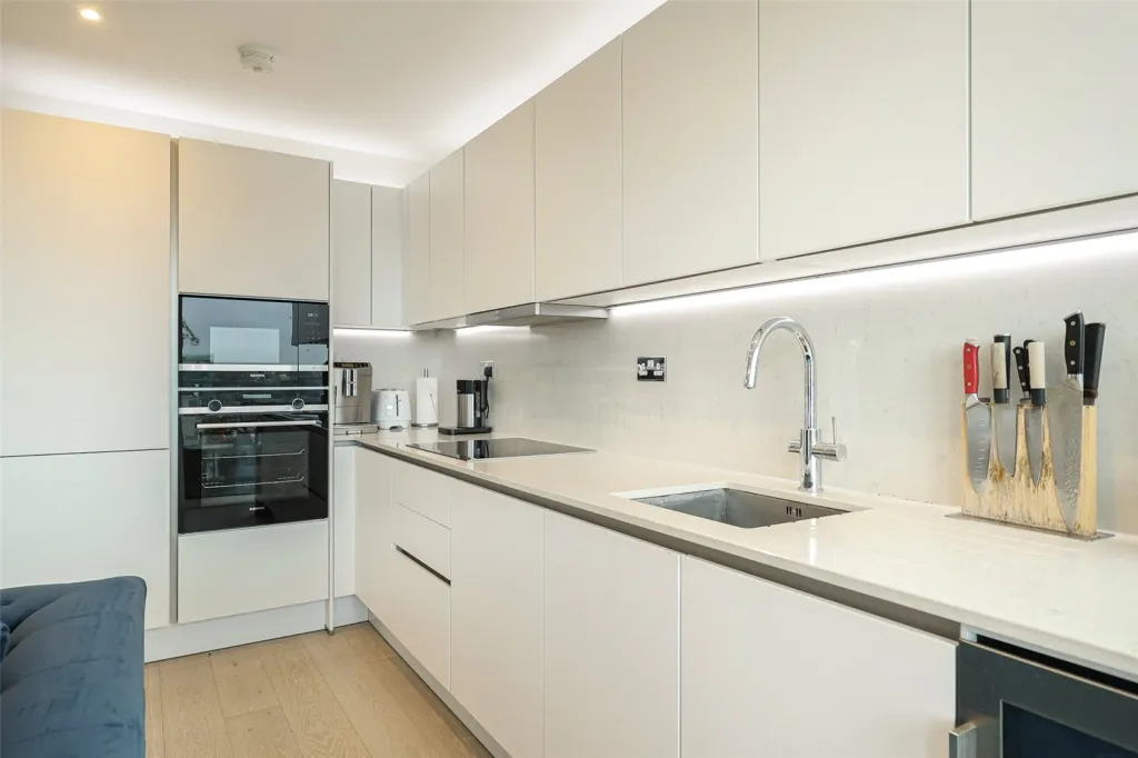 Brigadier Walk, Woolwich, SE18, photo 12