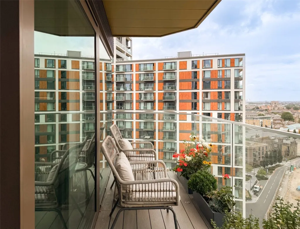 Brigadier Walk, Woolwich, SE18, photo 19