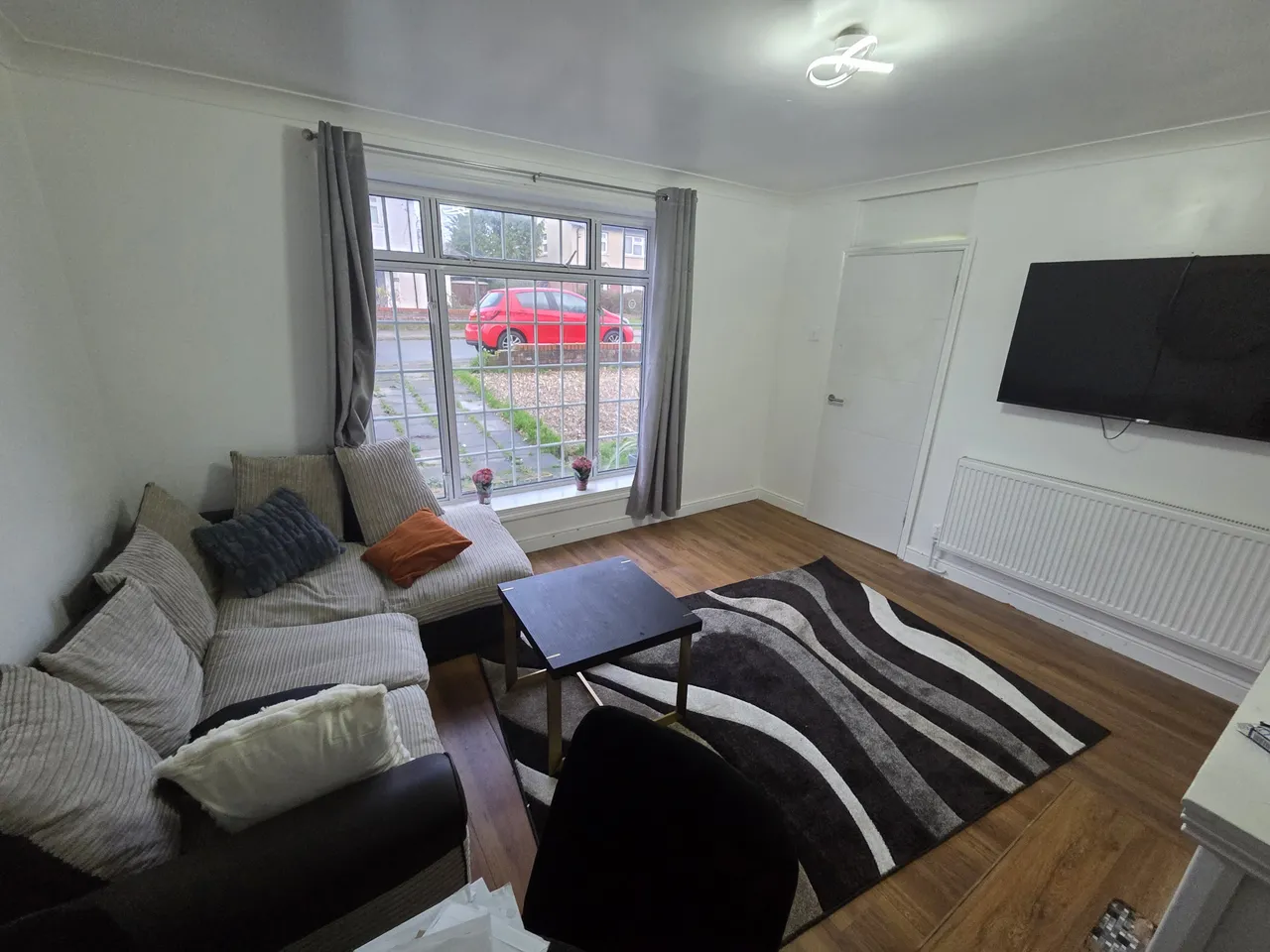 Williton Road, LU2, photo 7