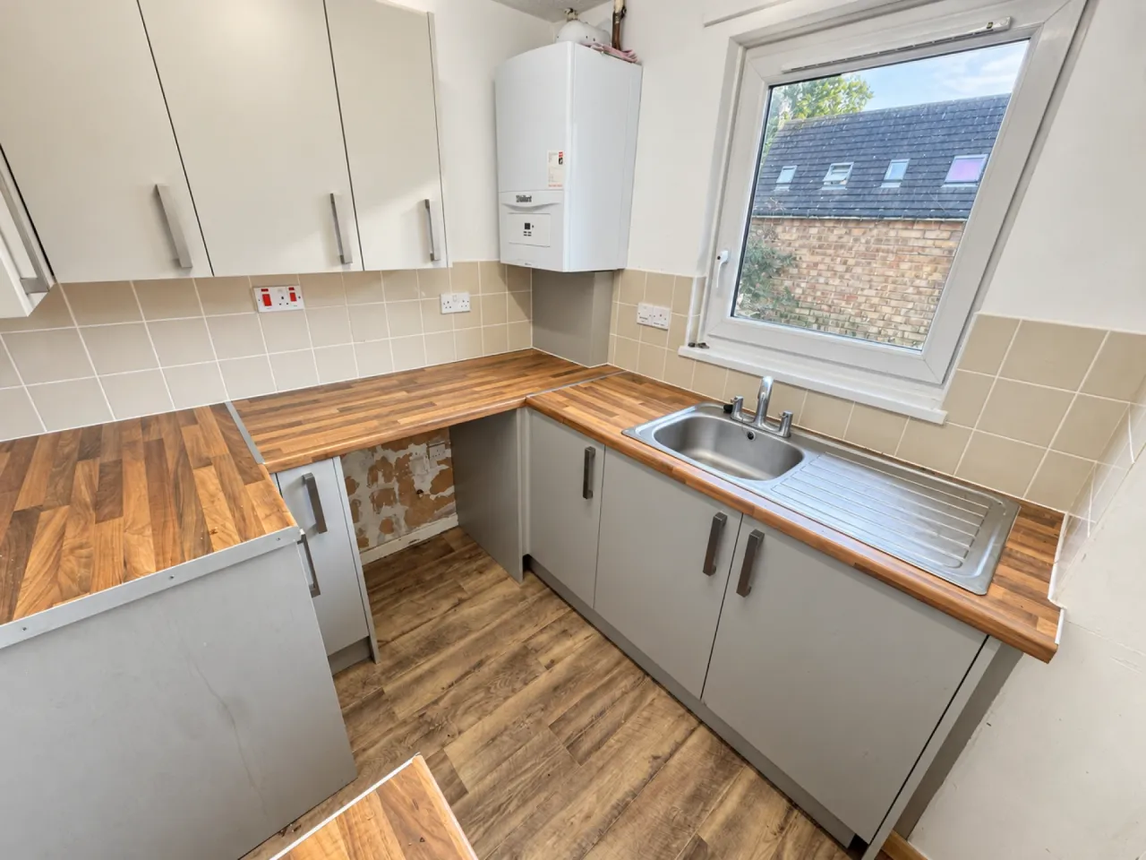 Carlford Court, Worlingham, photo 4