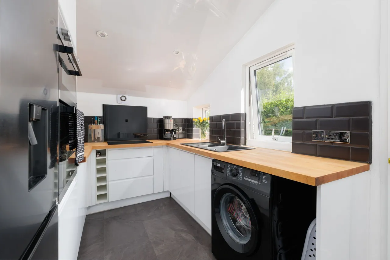 Morris Bank, Old Deans Road, Bathgate, photo 6