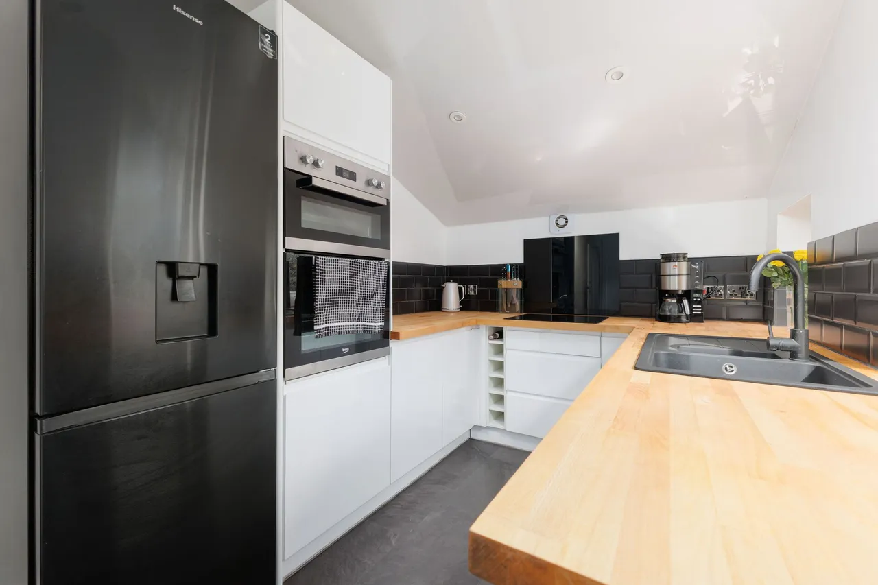 Morris Bank, Old Deans Road, Bathgate, photo 8