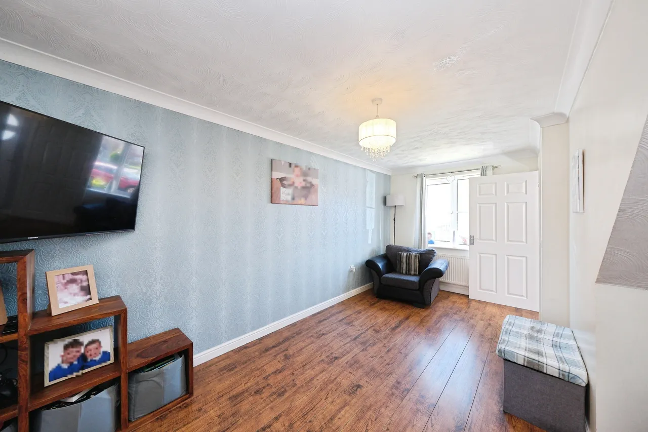 Sycamore Avenue, Creswell, S80, photo 5