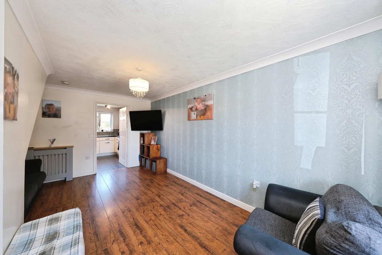 Sycamore Avenue, Creswell, S80, photo 2