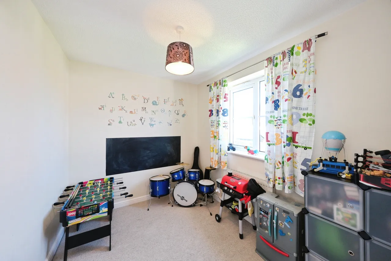 Sycamore Avenue, Creswell, S80, photo 12