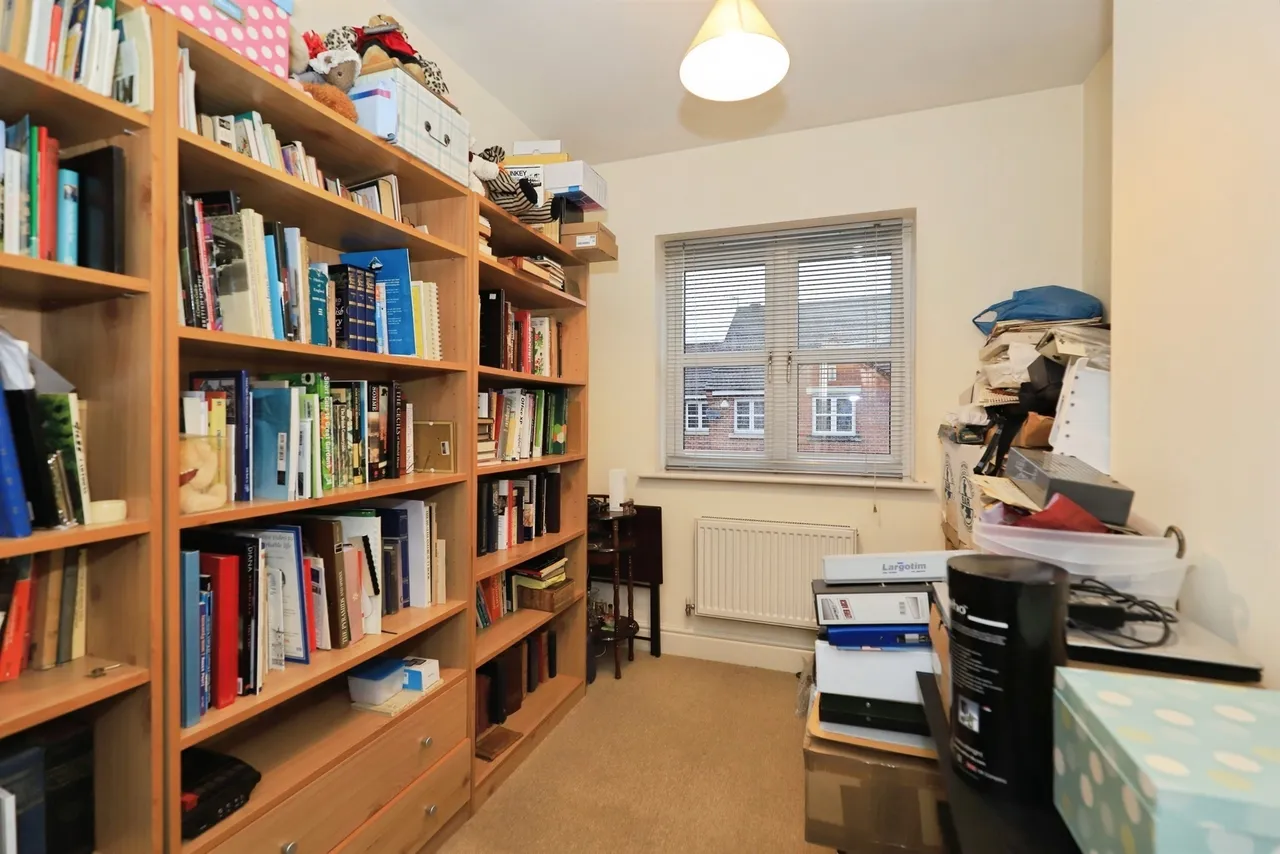 Ray Mercer Way, Kidderminster, DY10, photo 16