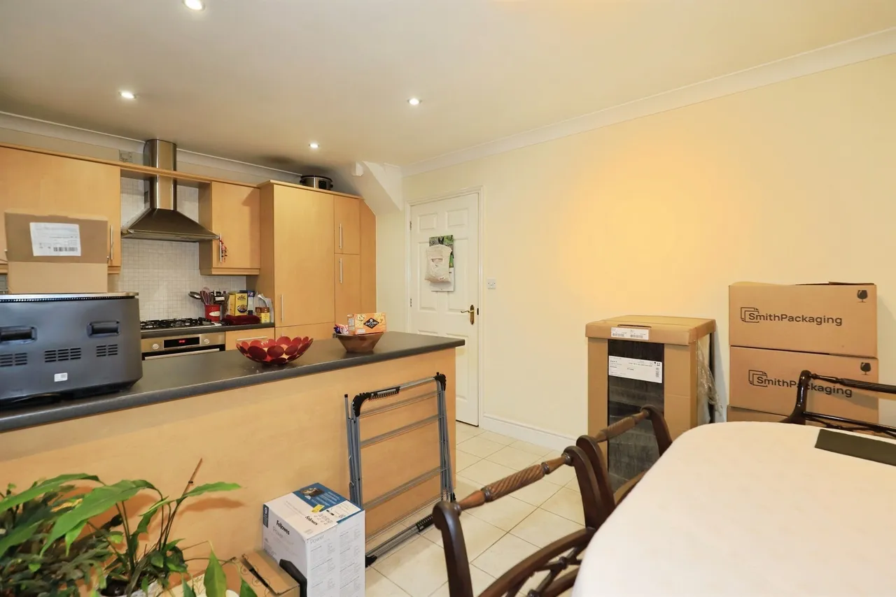 Ray Mercer Way, Kidderminster, DY10, photo 9