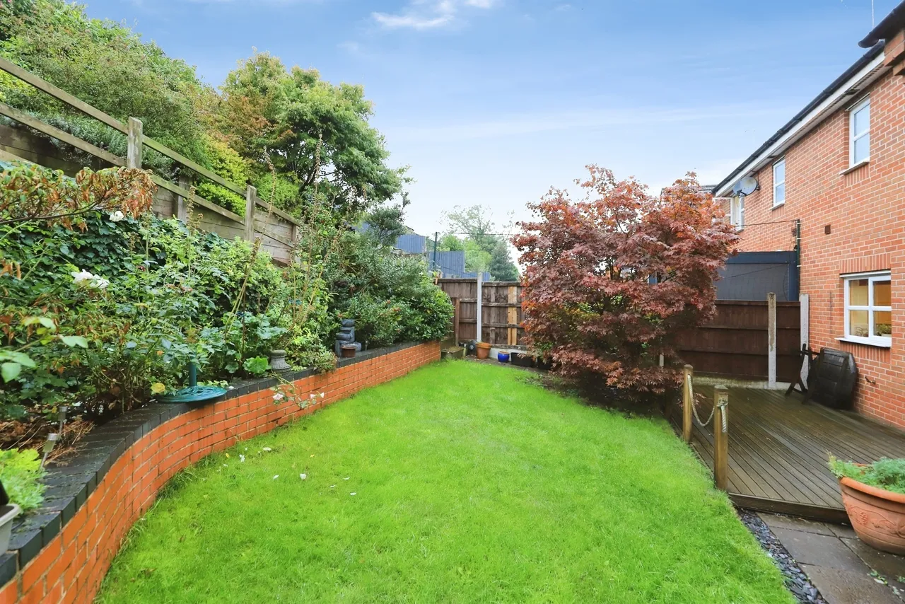 Ray Mercer Way, Kidderminster, DY10, photo 4