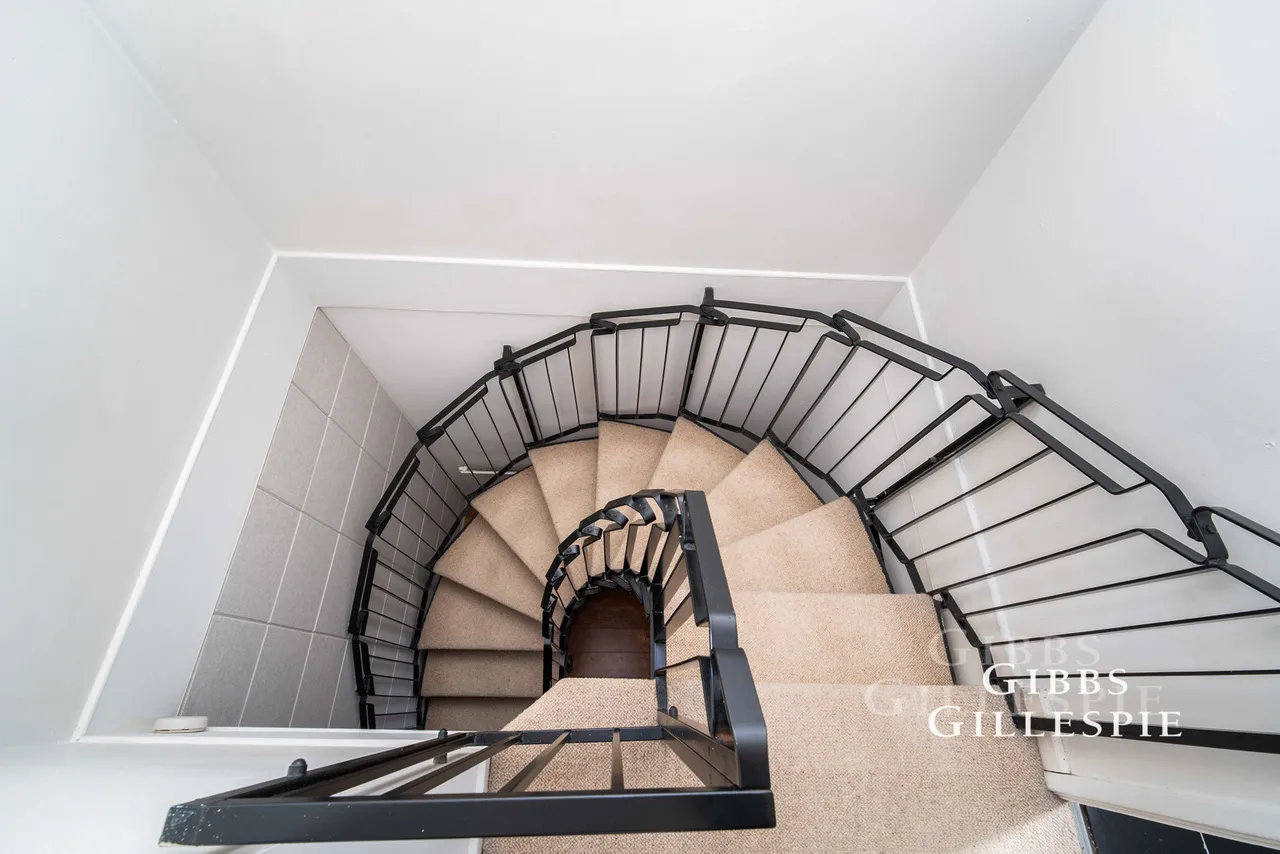 Hindhead Close, Hillingdon Fees Apply, UB8, photo 8