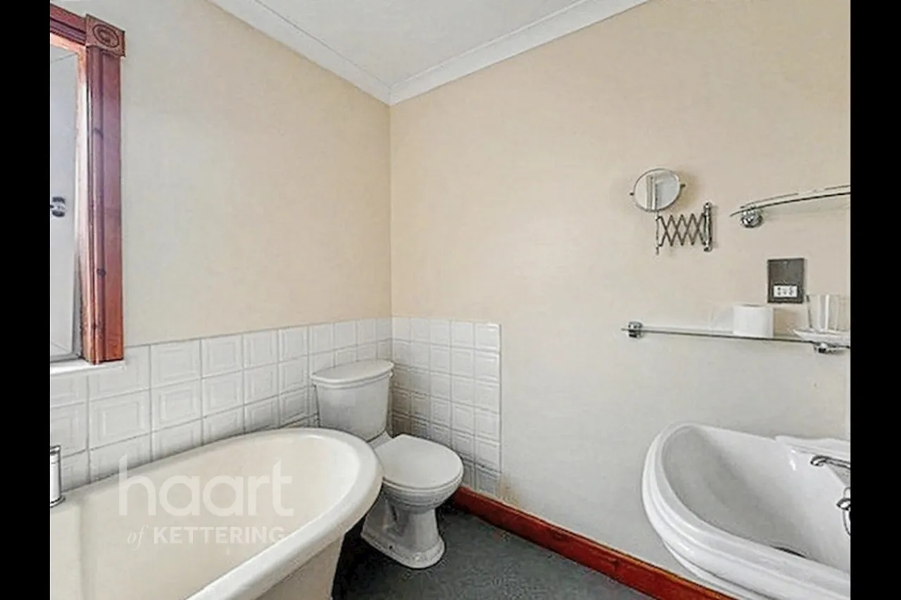 Lawson Street, Kettering, NN16, photo 15
