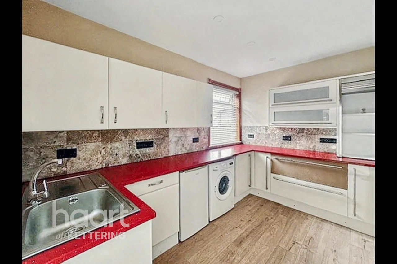 Lawson Street, Kettering, NN16, photo 6