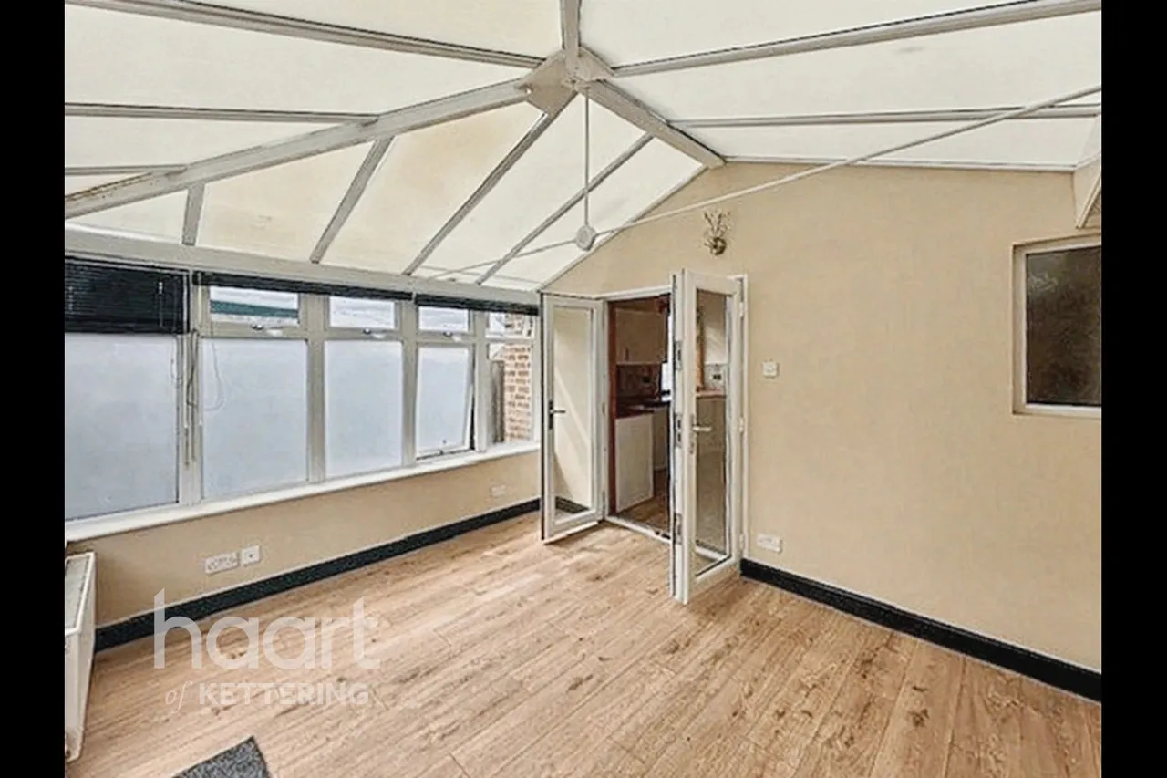 Lawson Street, Kettering, NN16, photo 7