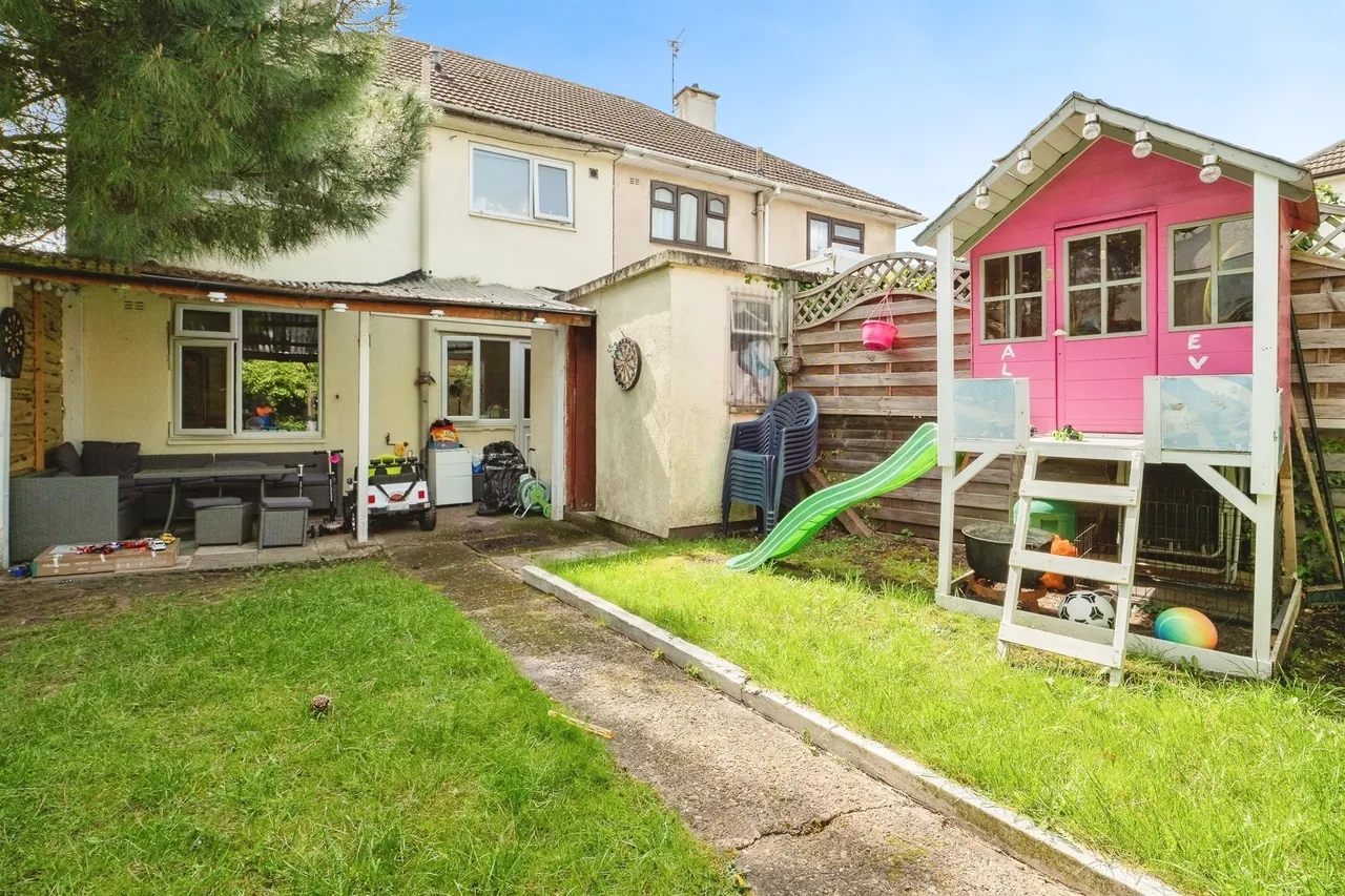 Spring Close, Leicester, photo 2