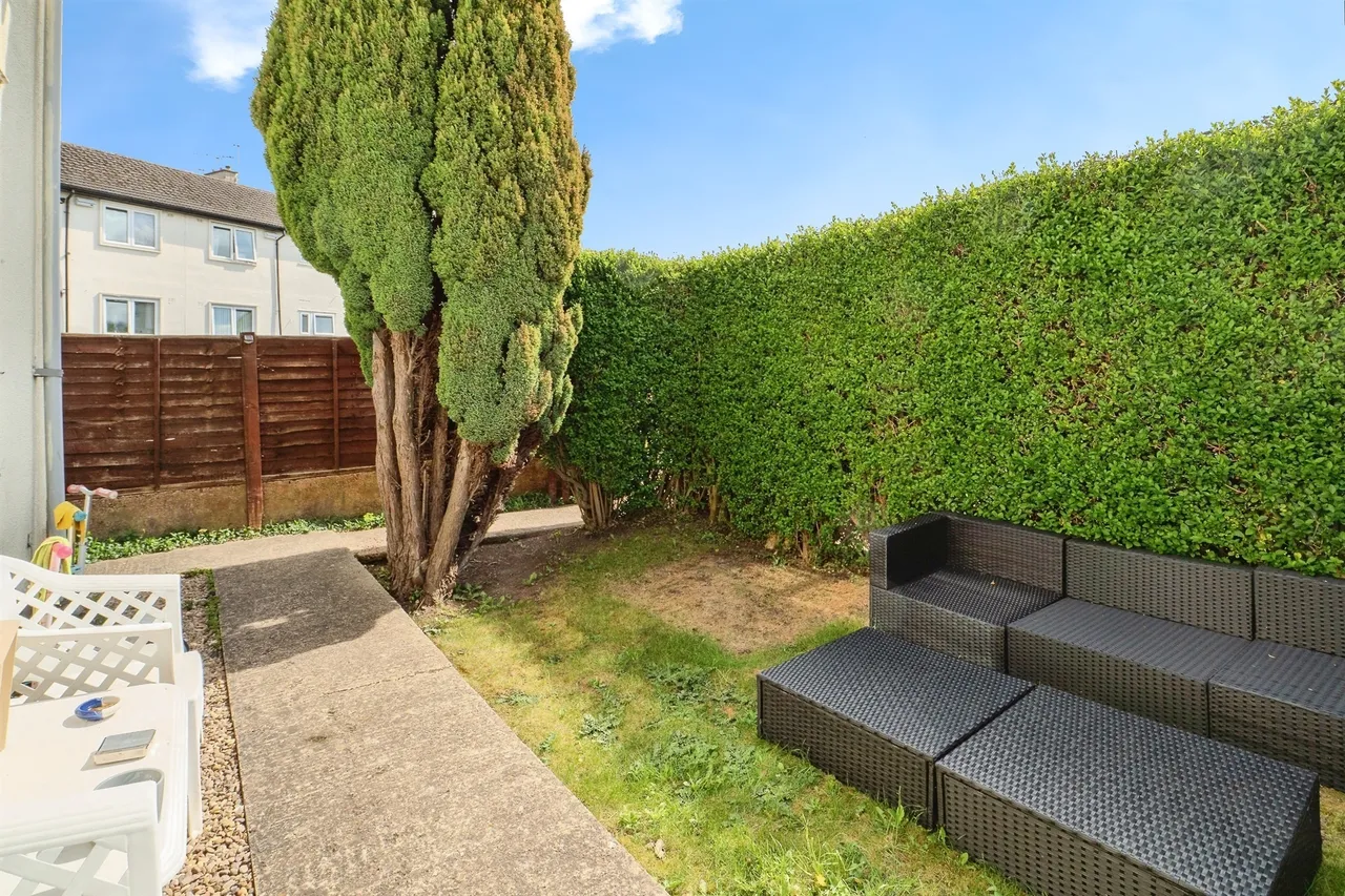Spring Close, Leicester, photo 12