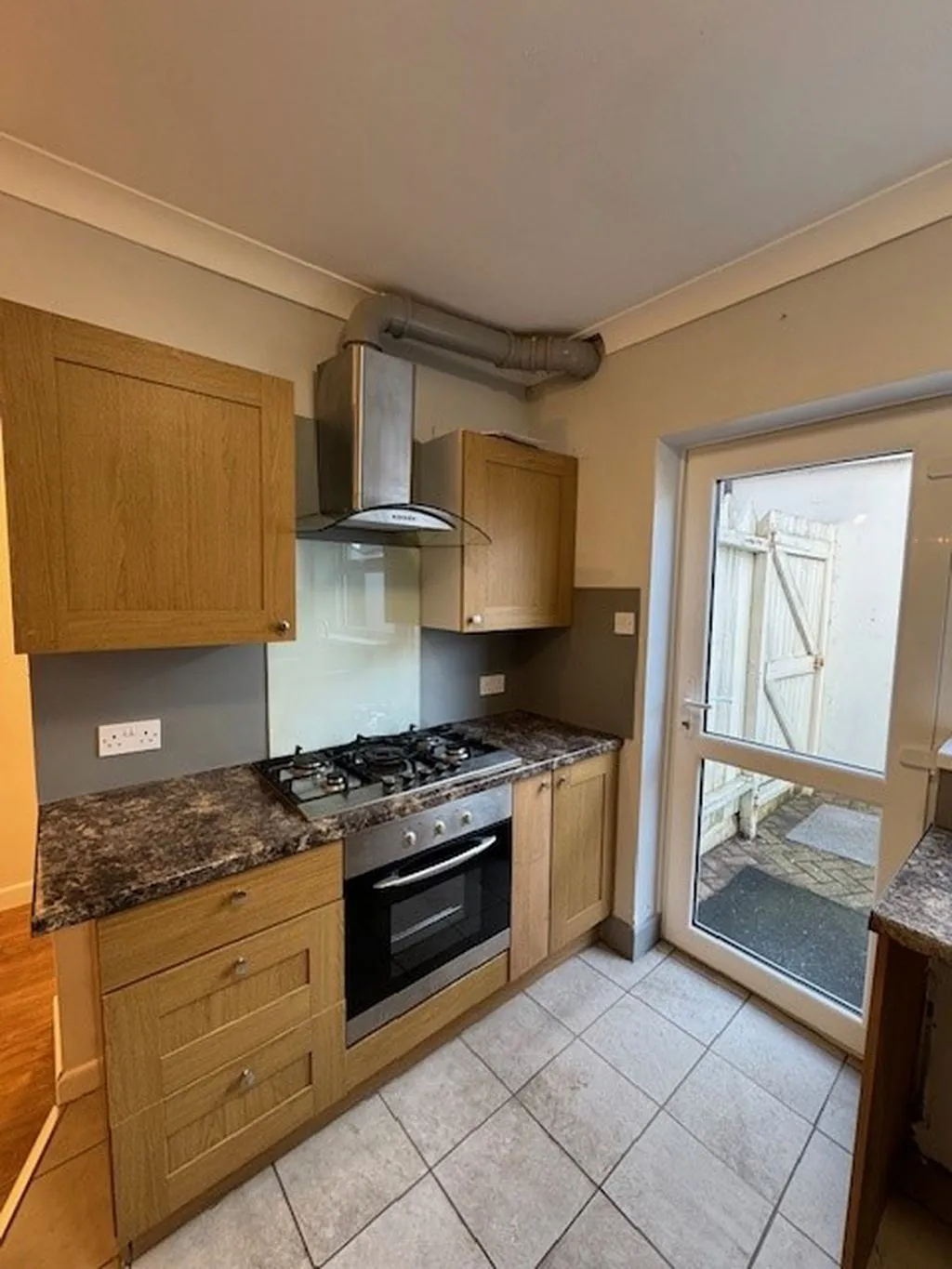Wimborne Road, Bournemouth, BH9, photo 5