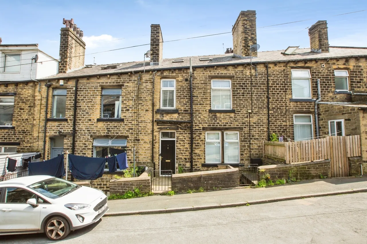 3 bed house for sale — Boston Street, Sowerby Bridge