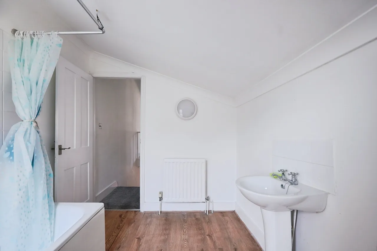 Walton Road, Folkestone, Kent, CT19, photo 8